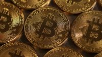 Bitcoin avança com maior apetite a riscos à espera de corte de juros nos EUA