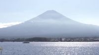 Monte Fuji registra queda de neve mais tardia em 130 anos