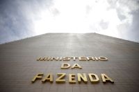 Crescimento das despesas será "adequado" com pacote fiscal, diz Fazenda