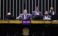 Câmara aprova PEC do pacote fiscal